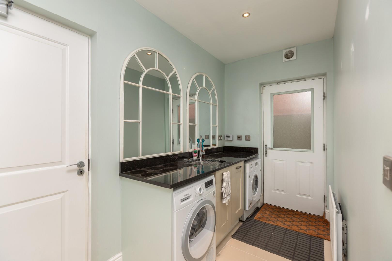 White Knight Gardens, Bishopston, Swansea, SA3 3DR